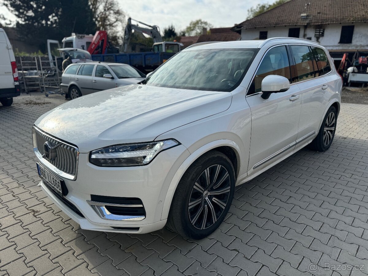 Volvo XC90, 2,0/173kW B5 AWD ČR DPH 1.maj Záruka