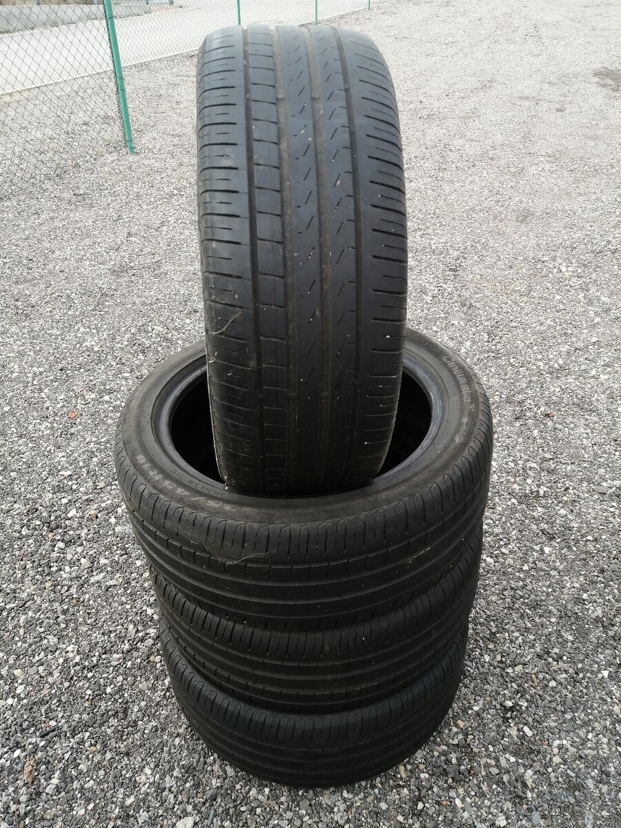 Pirelli Cinturato P7, 235/45/ R18, 94W, vzorek 4mm.