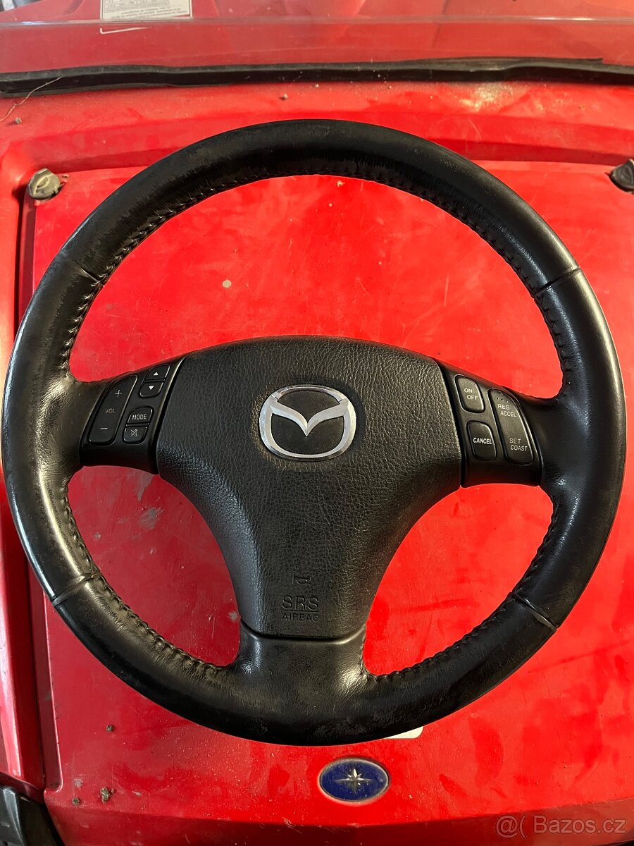 Kozeny volant mazda 6