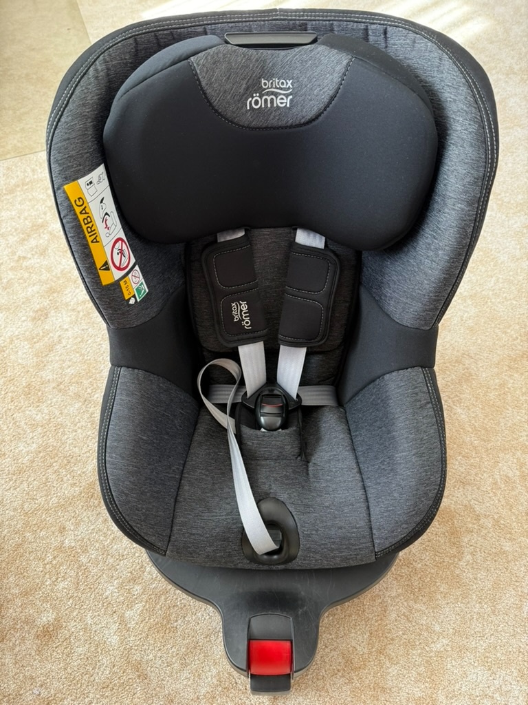 Britax ROMER DUALFIX M i-Size 2021 Graphite Marble (ISOFIX)