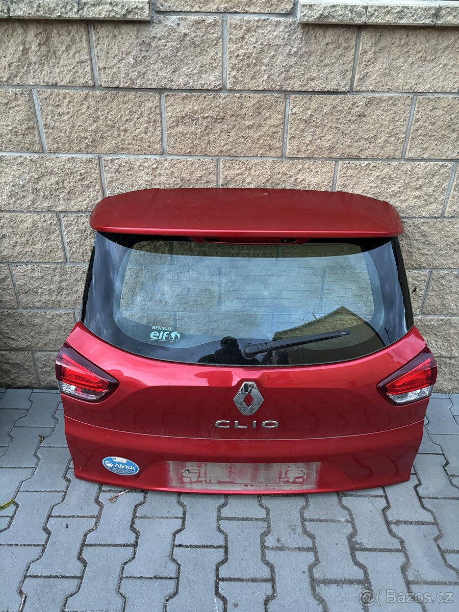 Zadní dveře clio IV