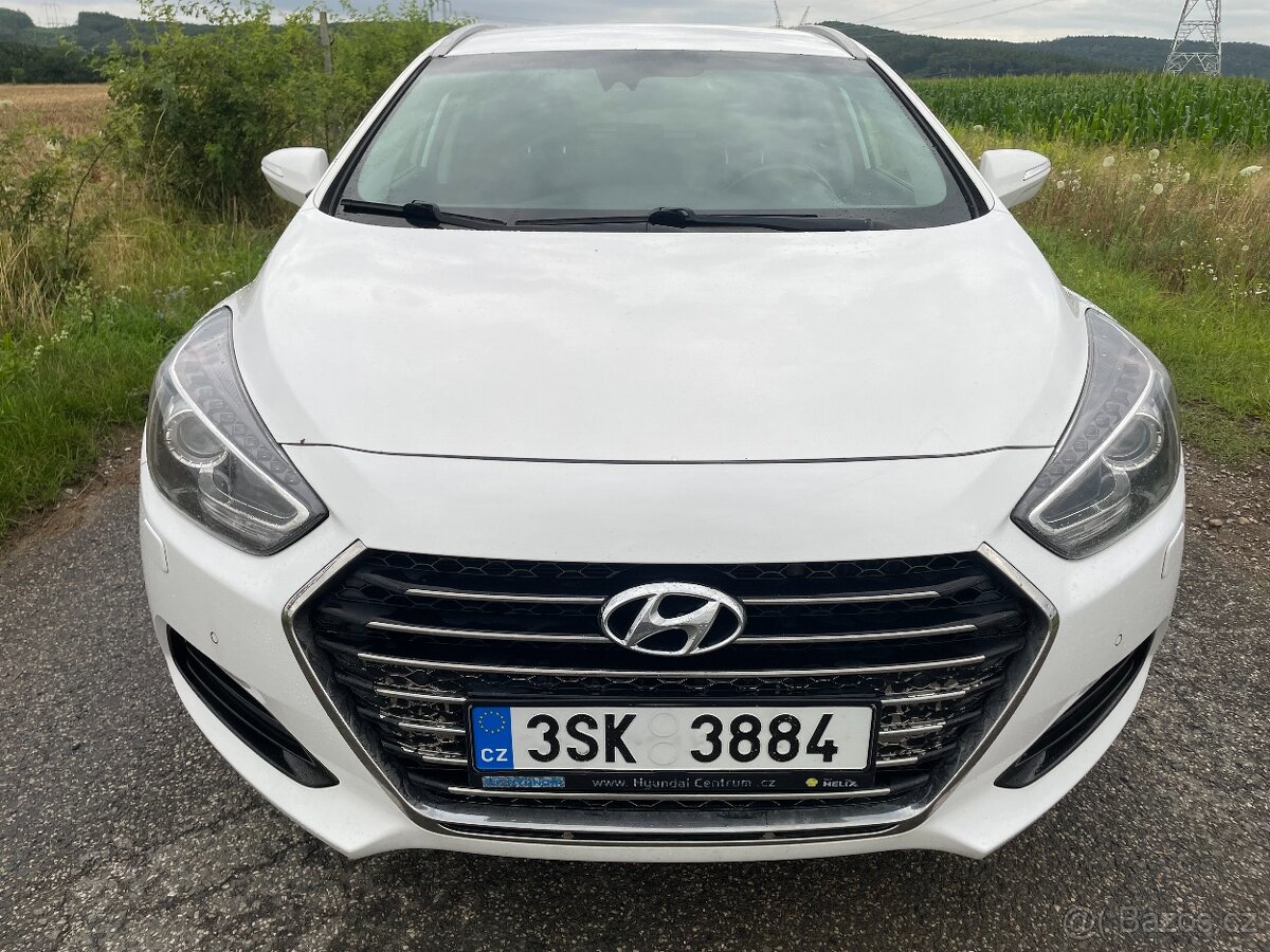 Prodám Hyundai i40, 01/2016, 1.7crdi, 104kw, 187tkm, DPH