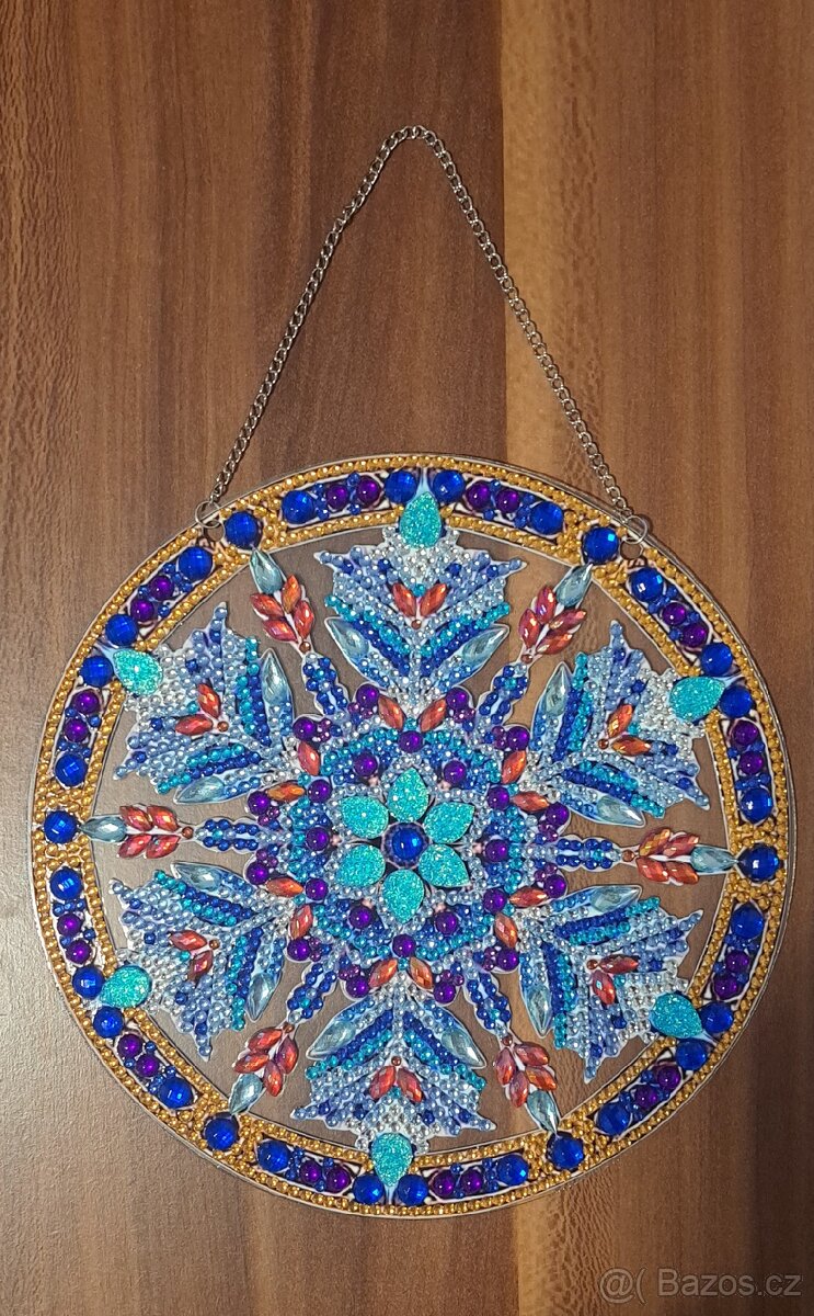 Diamantové malování, Vánoční vločka mandala na pověšení