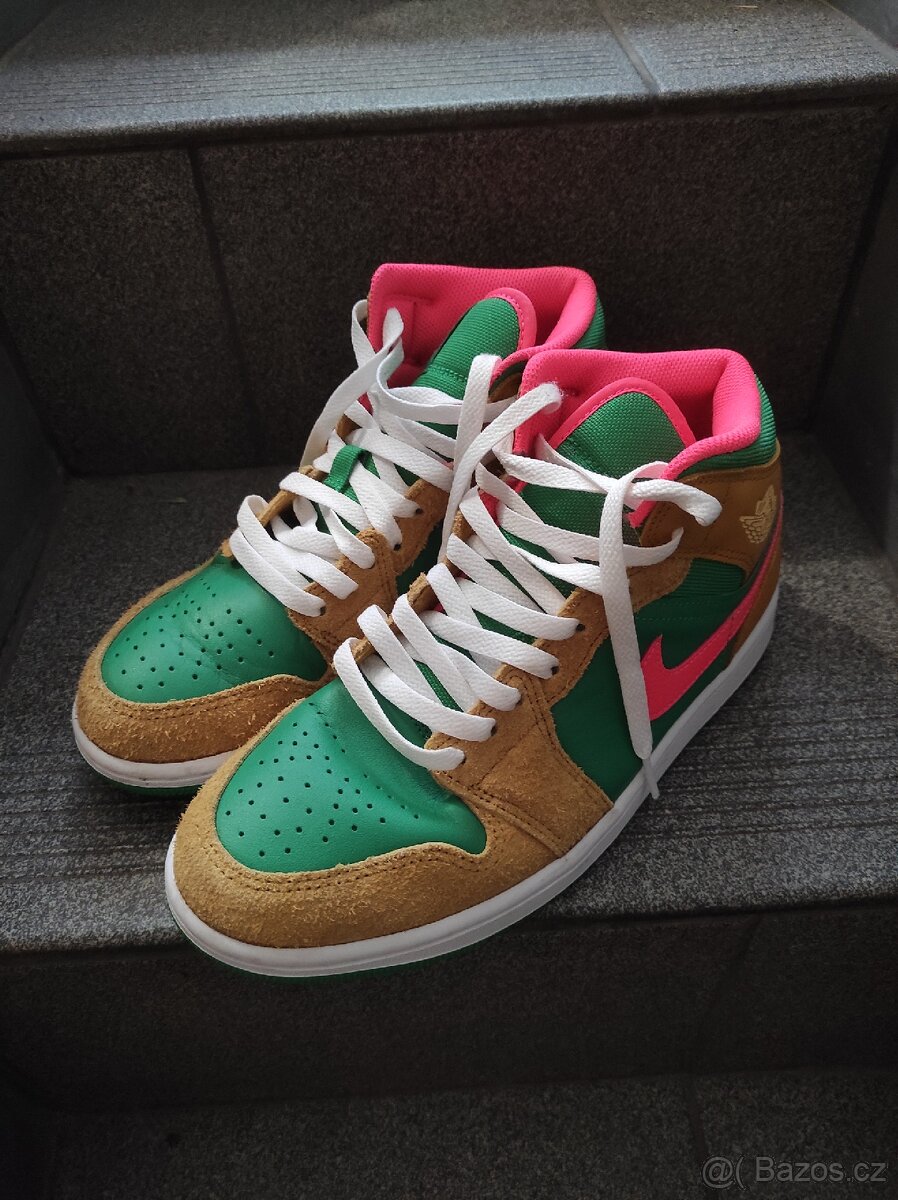 Air jordan mid wheat watermelon vel. 40,5