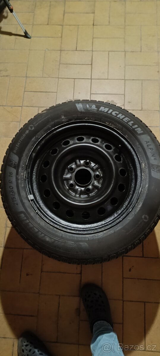 215/60 R16 Outlander zimní sada