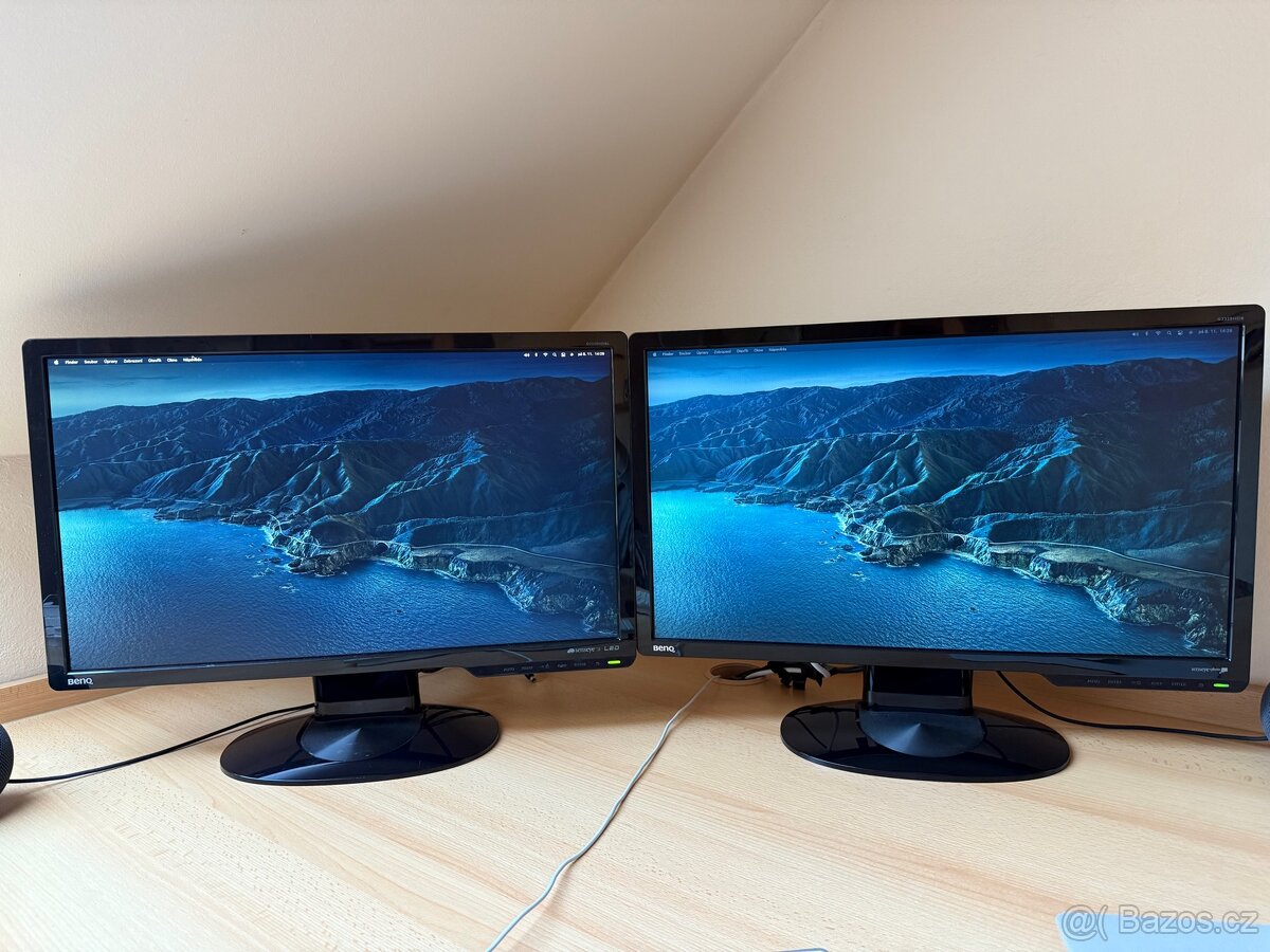 LCD Monitor Benq 23”