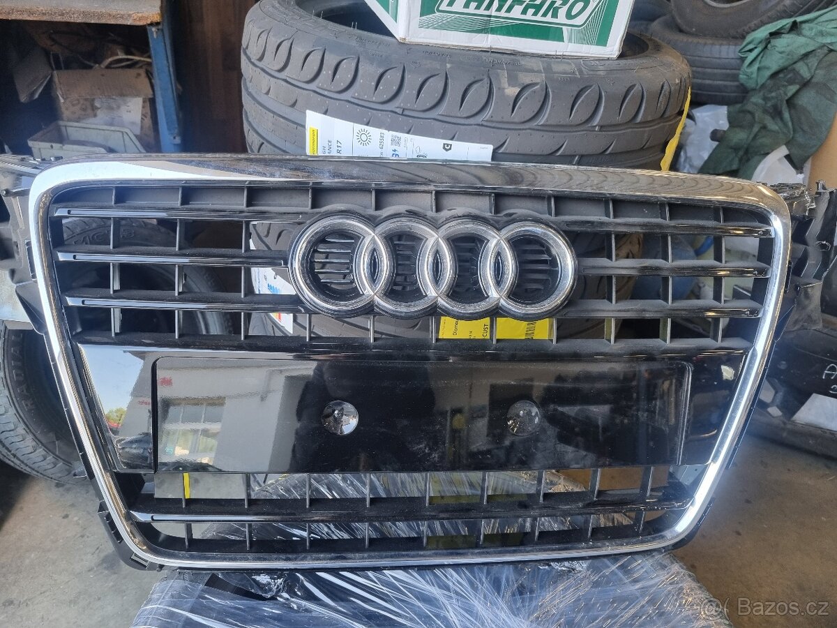 maska Audi 8K