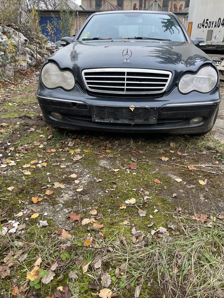 Mercedes Benz w203