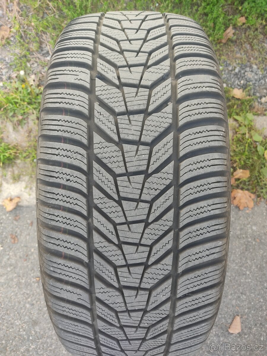 Hankook Winter icept evo3 225/40 R18 92 V