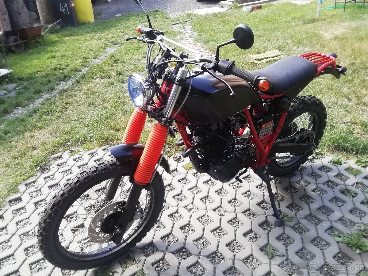 Prodám scrambler yamaha XT 600