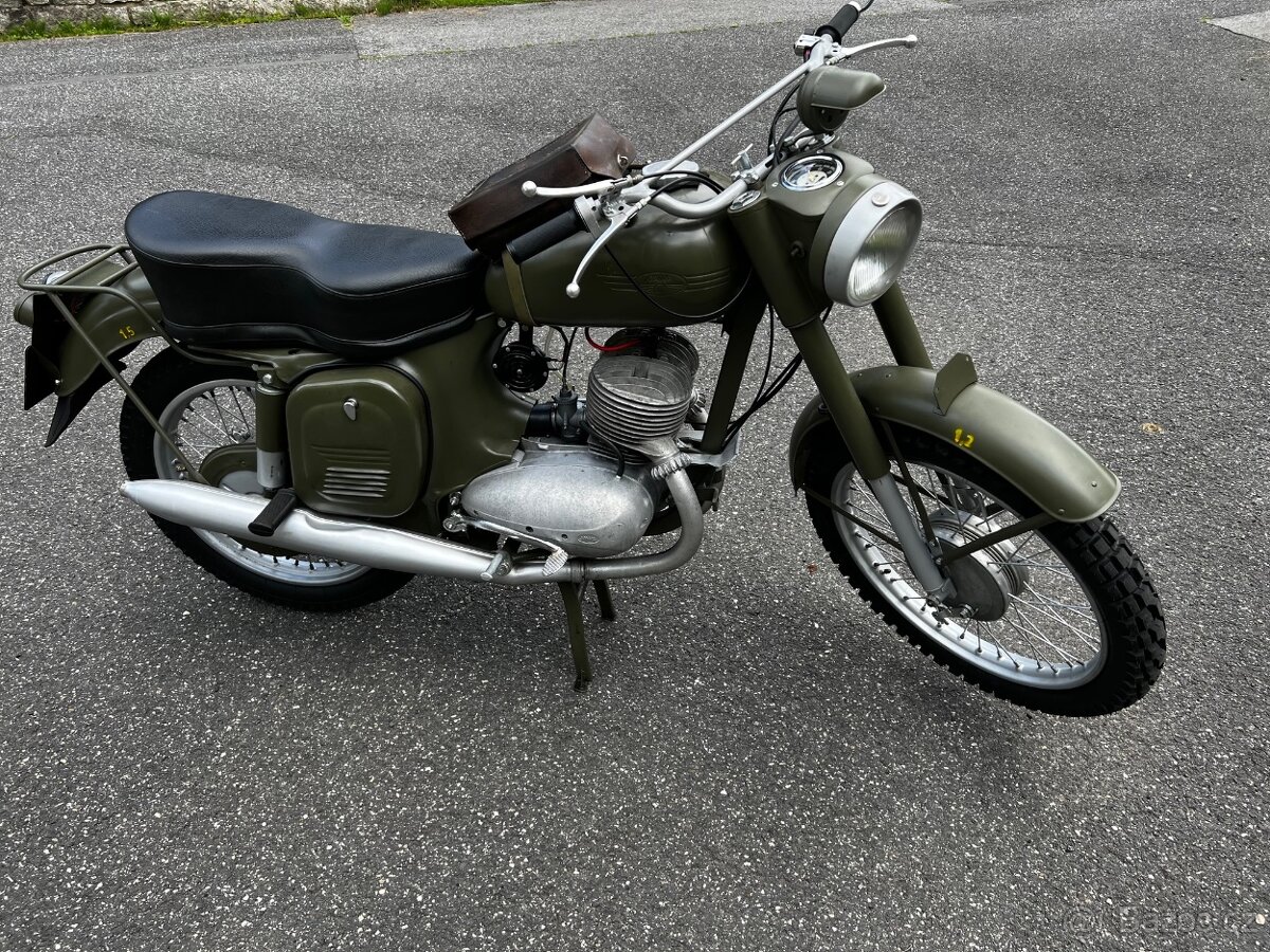 Jawa Švéd 350 - 554