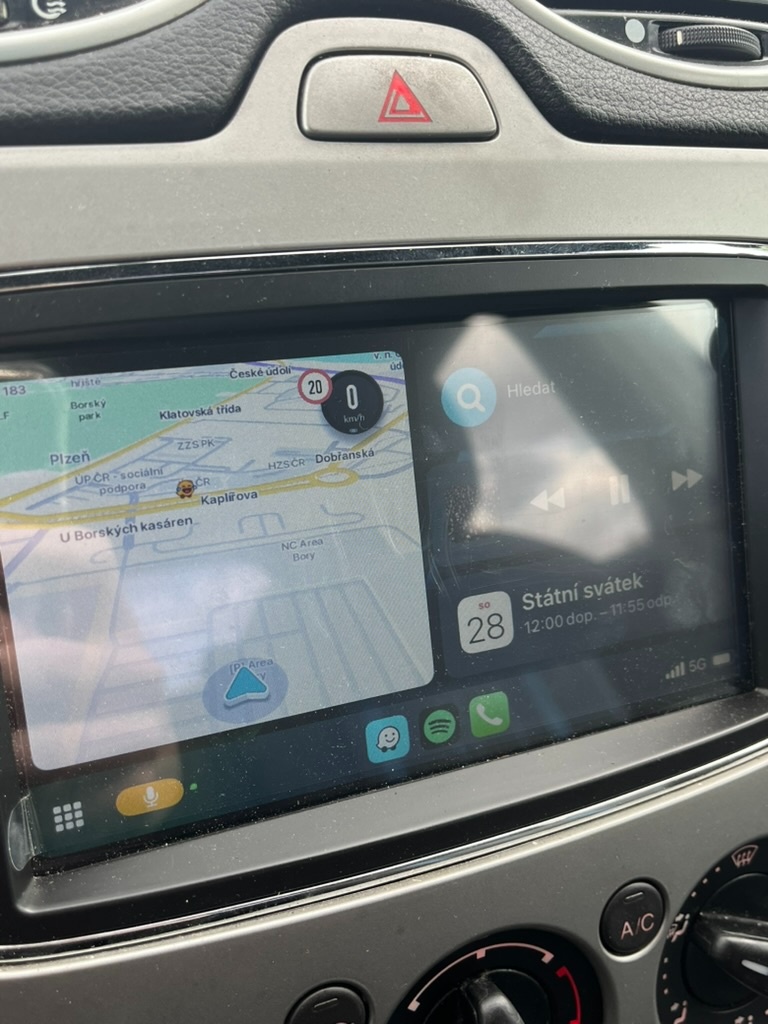 Android autorádio s Carplay pro Ford Focus mk2, C-Max, S-Max