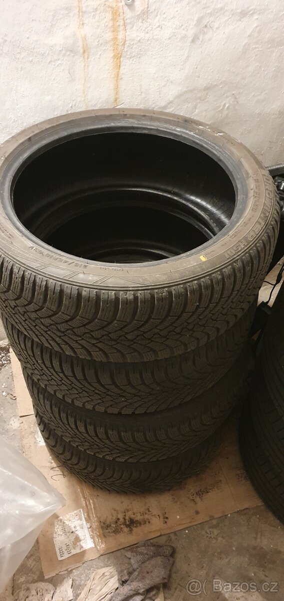 Falken EuroWinter HS01 215/45 R18