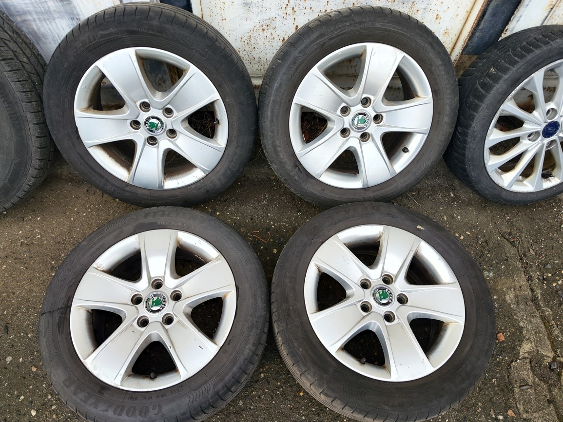 16"letní alu sada Crateris 5x112 origo Octavia 2 Golf 6 5