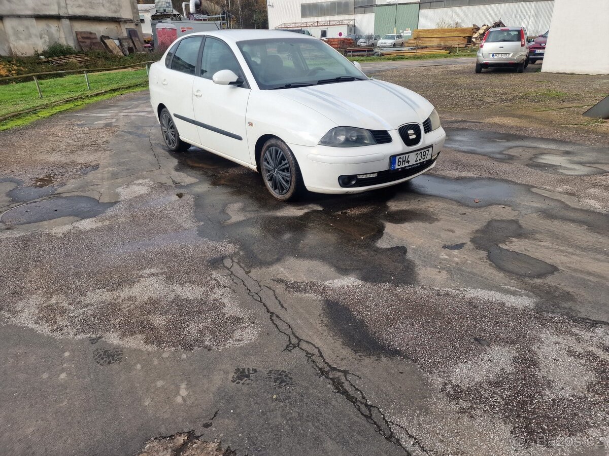 Seat Cordoba-1,9tdi-74kw,R.v.2005,Stk-4/2024 nájezd 220000km