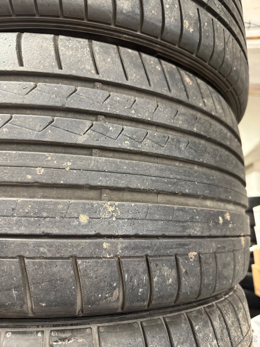 285/30 r21 DUNLOP 2kusy