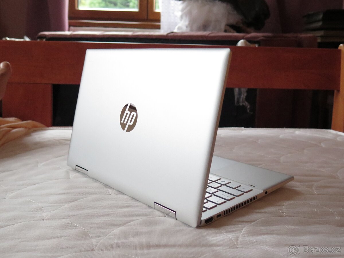 HP Pavilion x360 Convertible