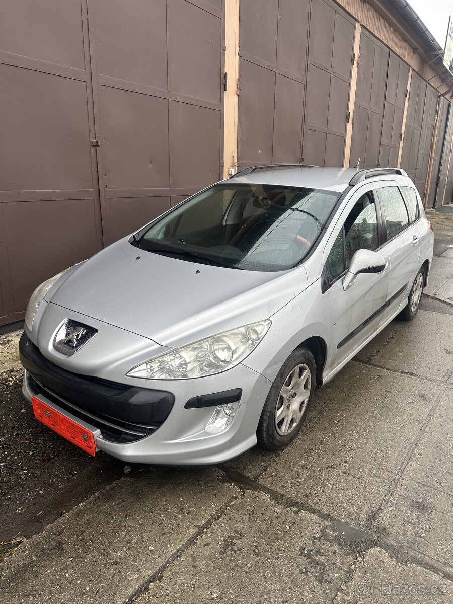 Prodám veškeré náhradní díly Peugeot 308 kombi 1.6 VTI