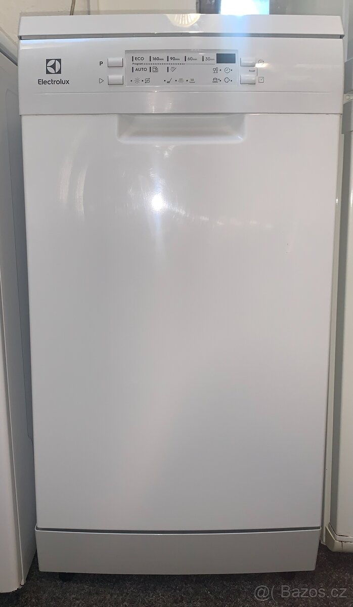 Myčka Electrolux esm43200sw