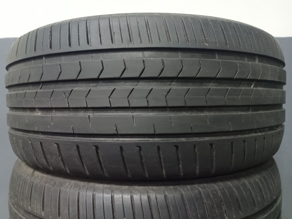 235/45 R17 VREDESTEIN (0817)