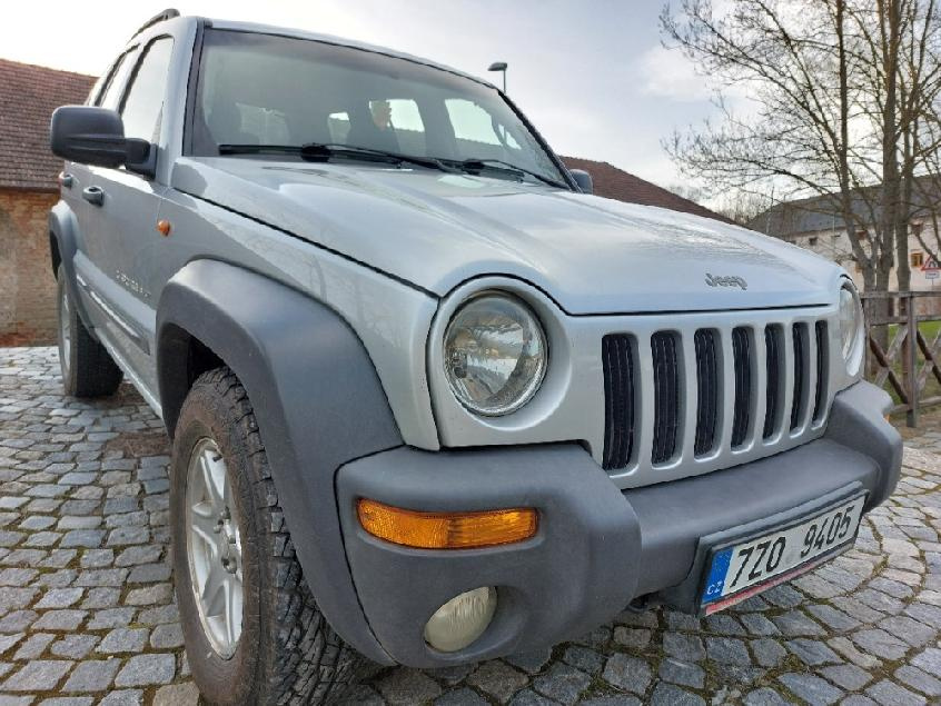 Jeep Cherokee KJ 2.5 CRDi / 105kW / 2002 / 4x4 / Manuál