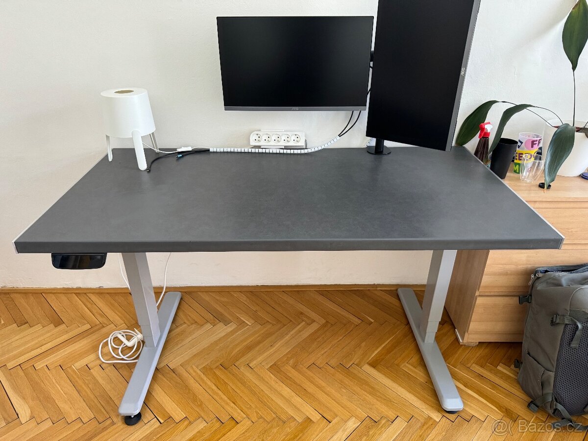 Výškově nastavitelný stůl AlzaErgo Table ET1 NewGen