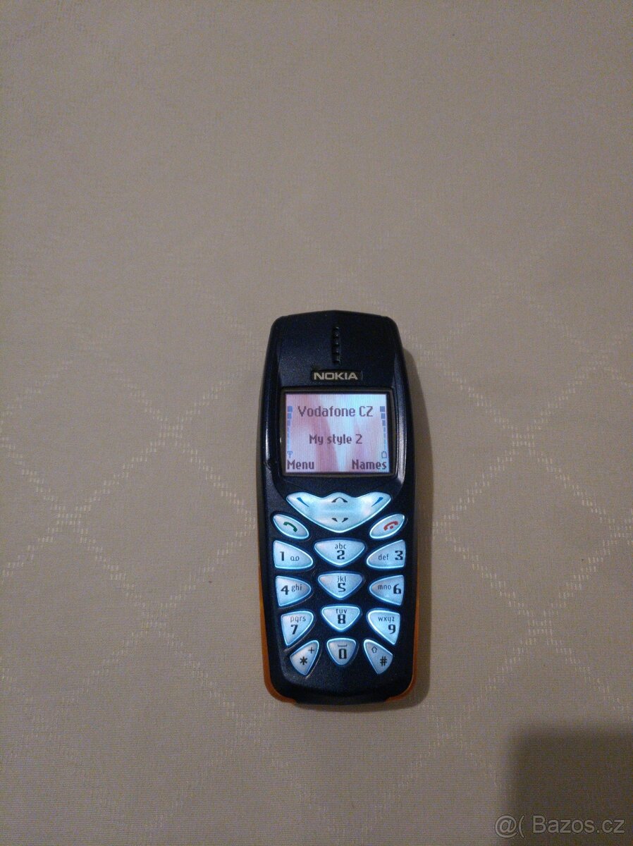 Nokia 3510i v originální krabici a s příslušenstvím