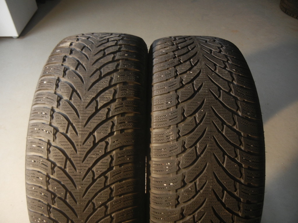 Zimní pneu Nokian 235/55R18