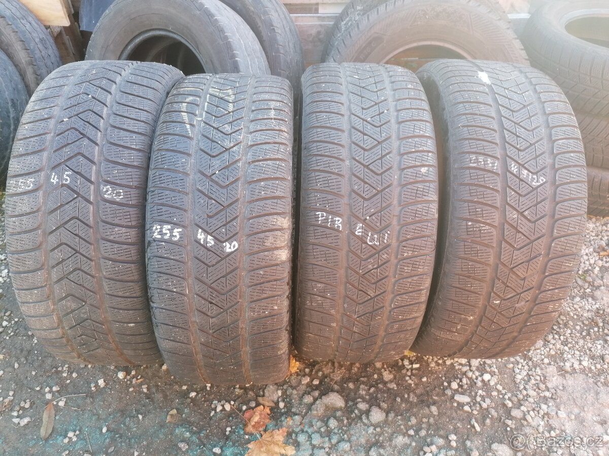 Zimní pneu 255/45/20 PIRELLI