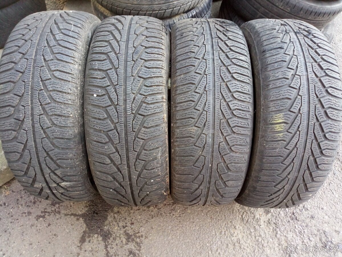 215/55 R17 98V XL zimní