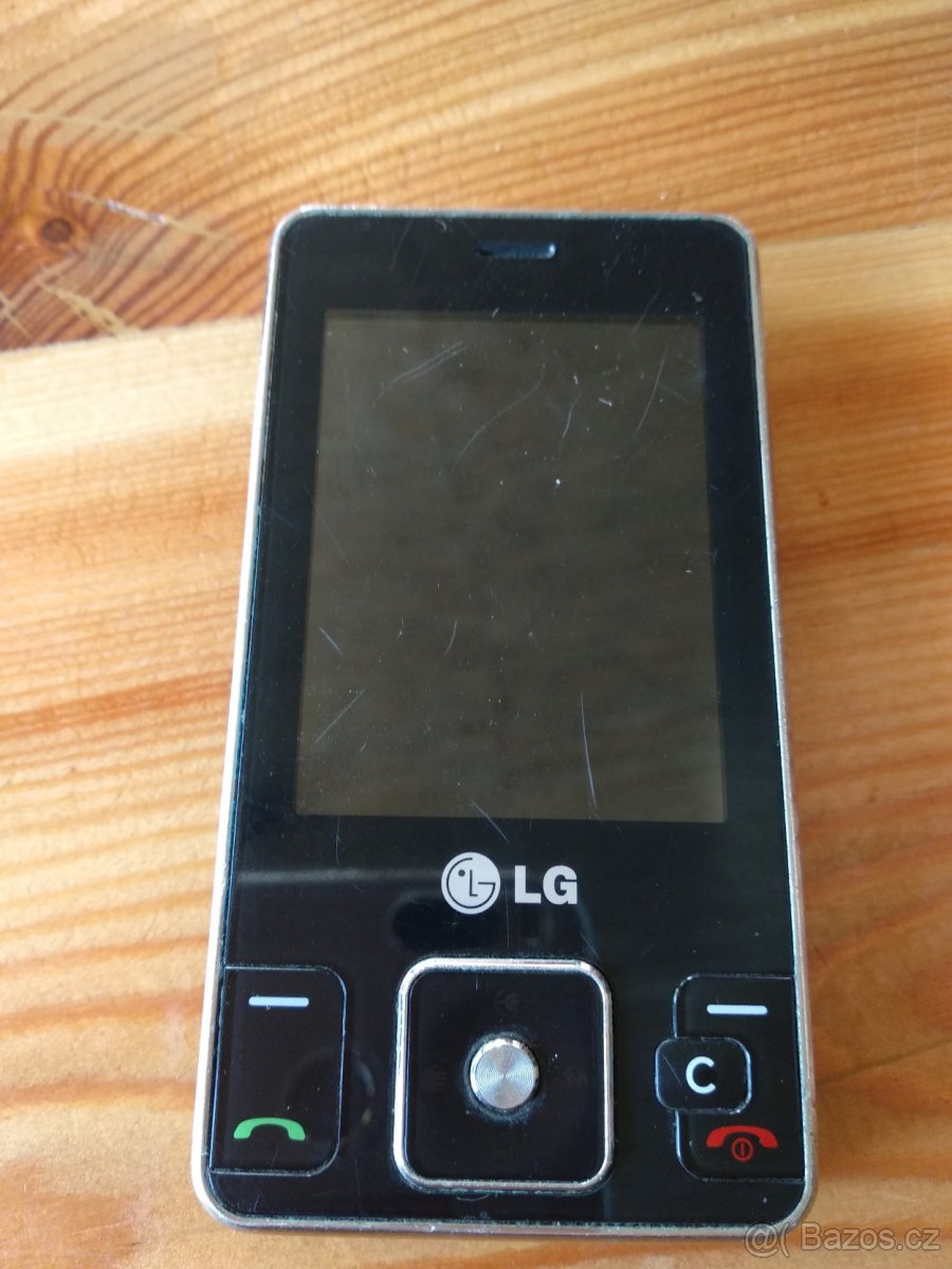 LG 500