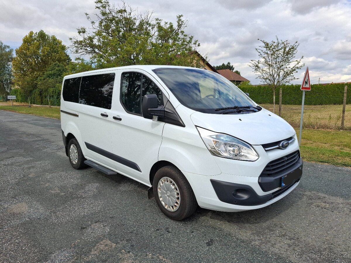 Ford transit custom 2,2TDCi 9 místná