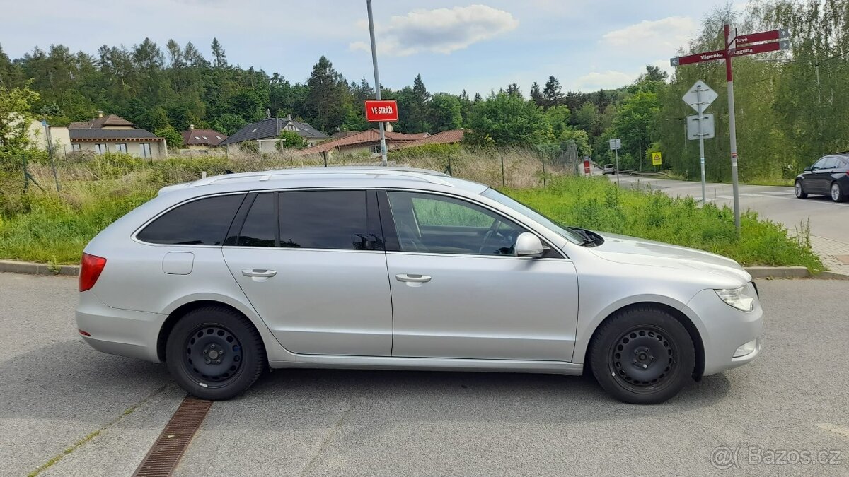 Škoda Superb Combi 2.0 TDI 2010 manuál, pěkný, super výbava