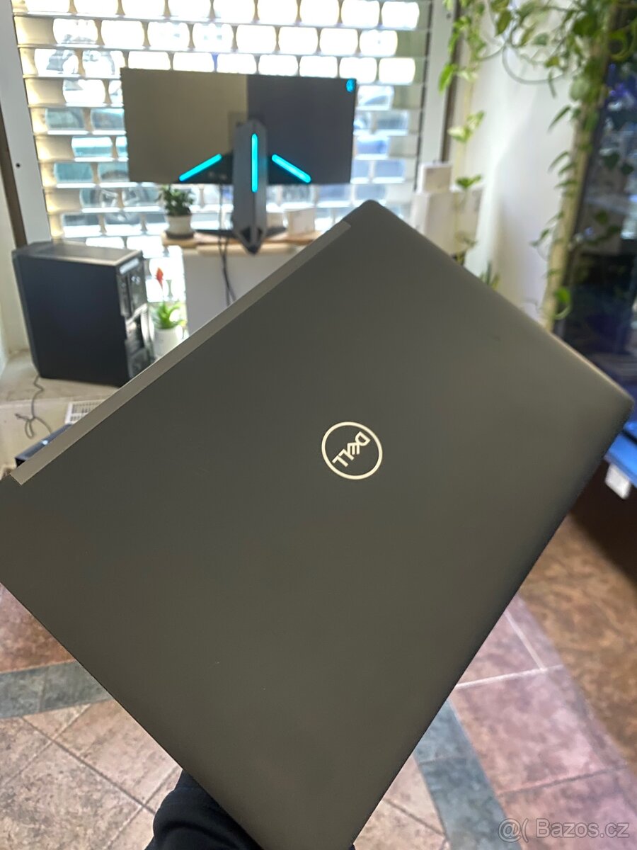 Dell Latitude 7290