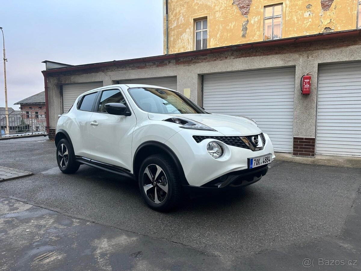 Nissan Juke 1.6 83kW Automat N-connecta + Winter