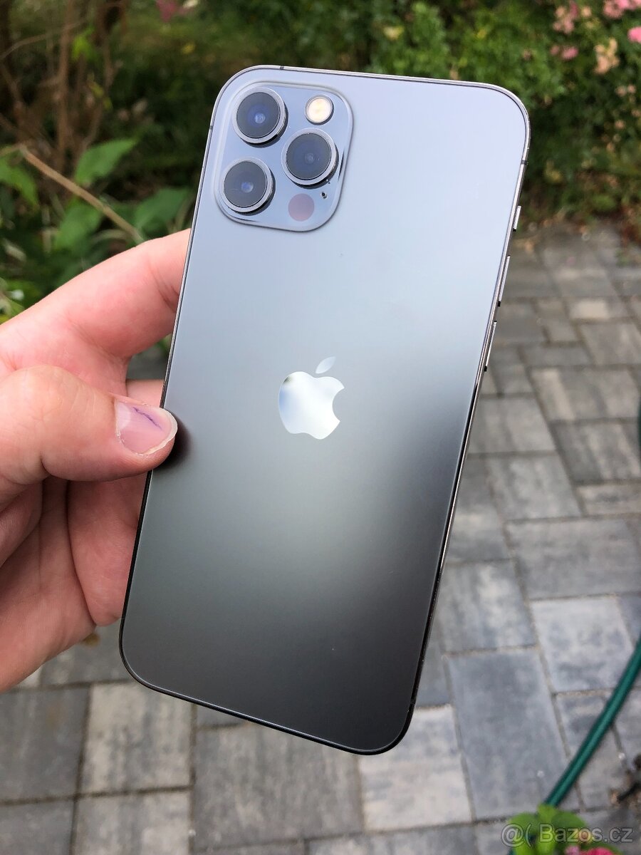 iPhone 12 PRO 256Gb v hezkém stavu