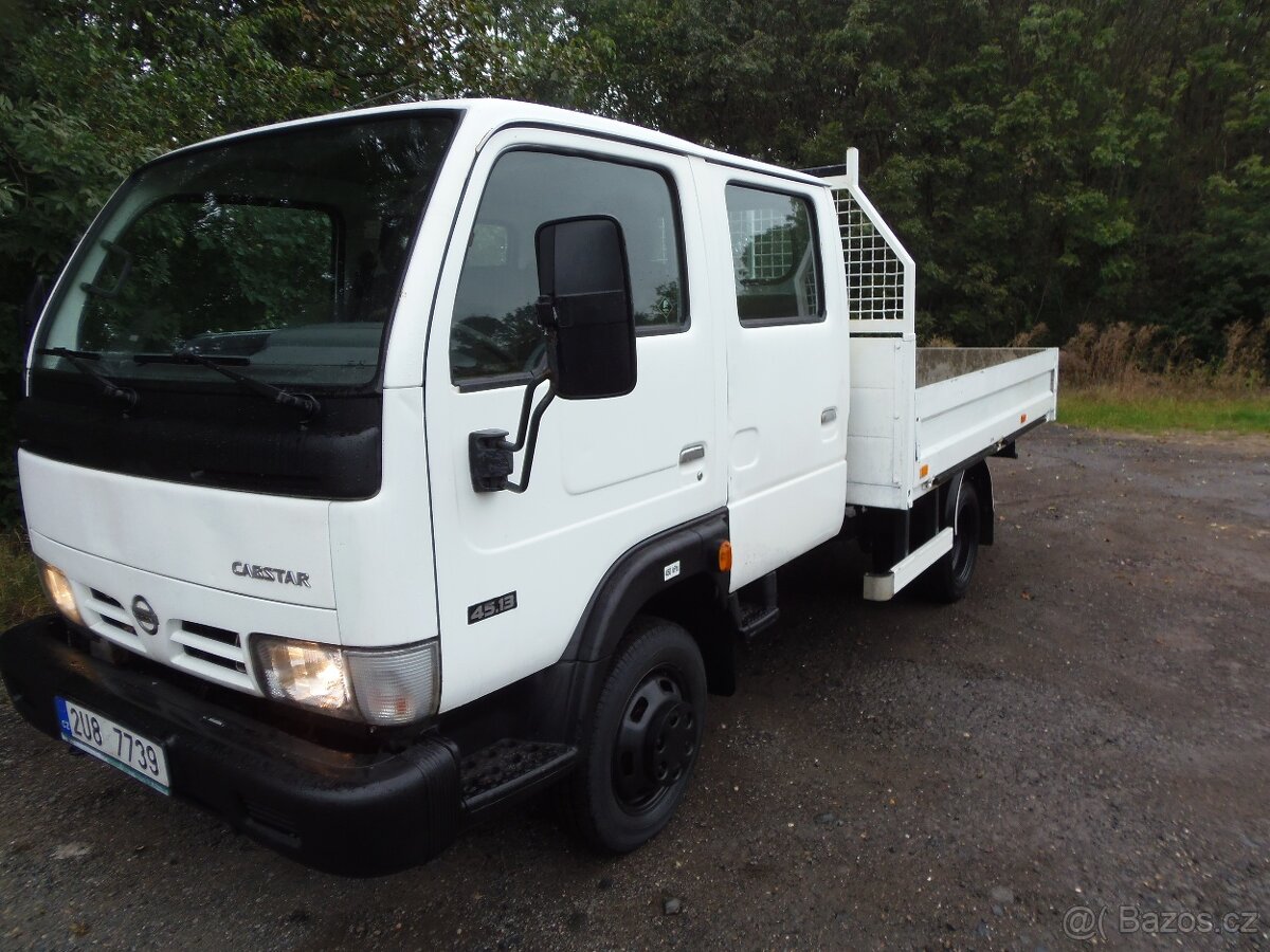 Nissan Cabstar 3.0 TD valník 6 míst tažné ČR