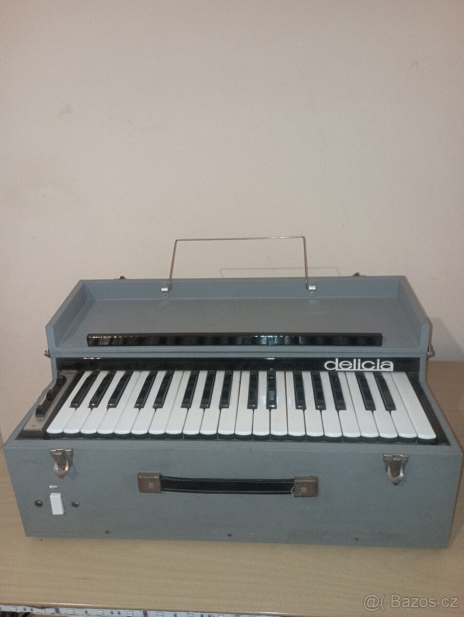 harmonium Klávesy Delicia Mini 700.