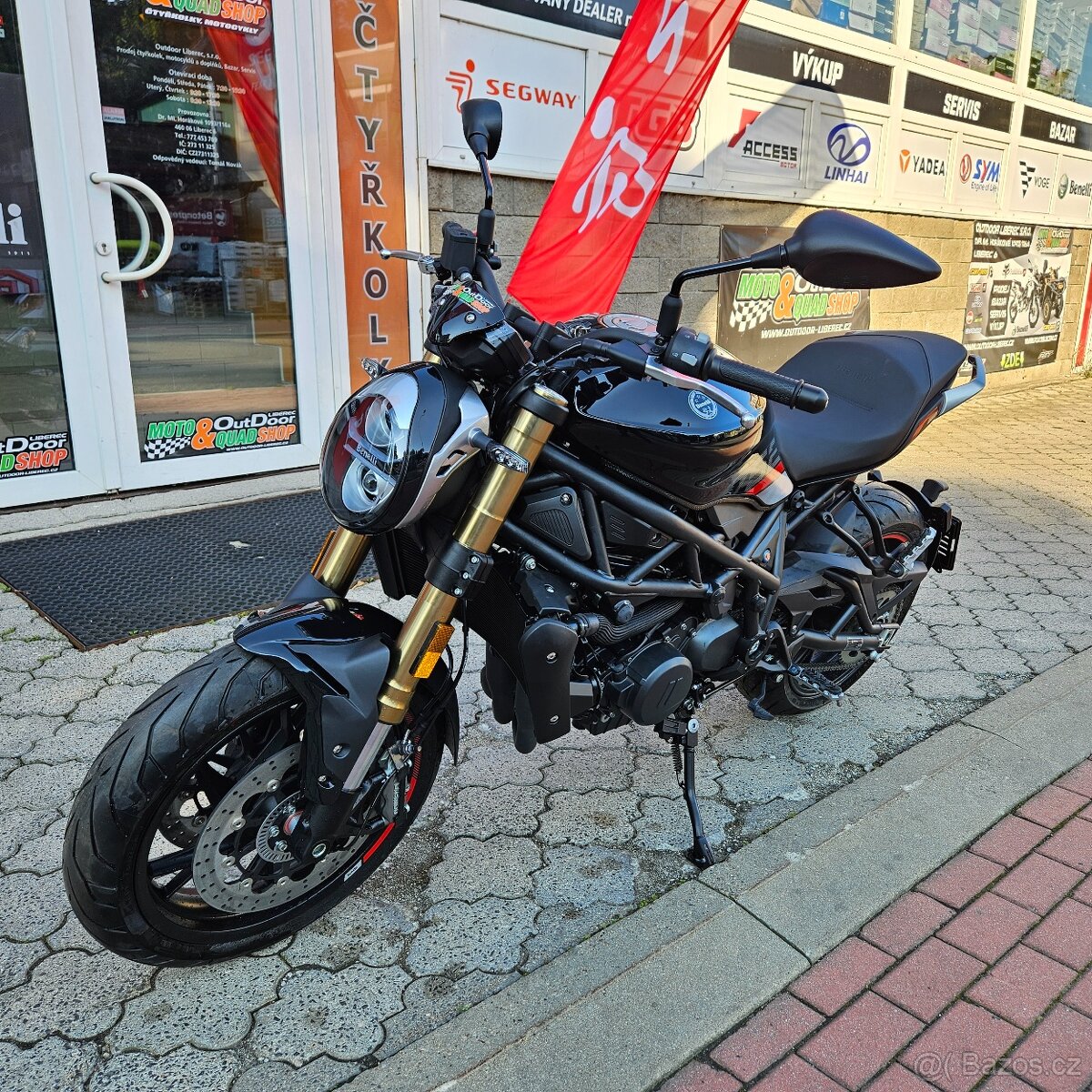 Benelli 752S ABS, ZÁRUKA 4 ROKY + CENOVÁ AKCE