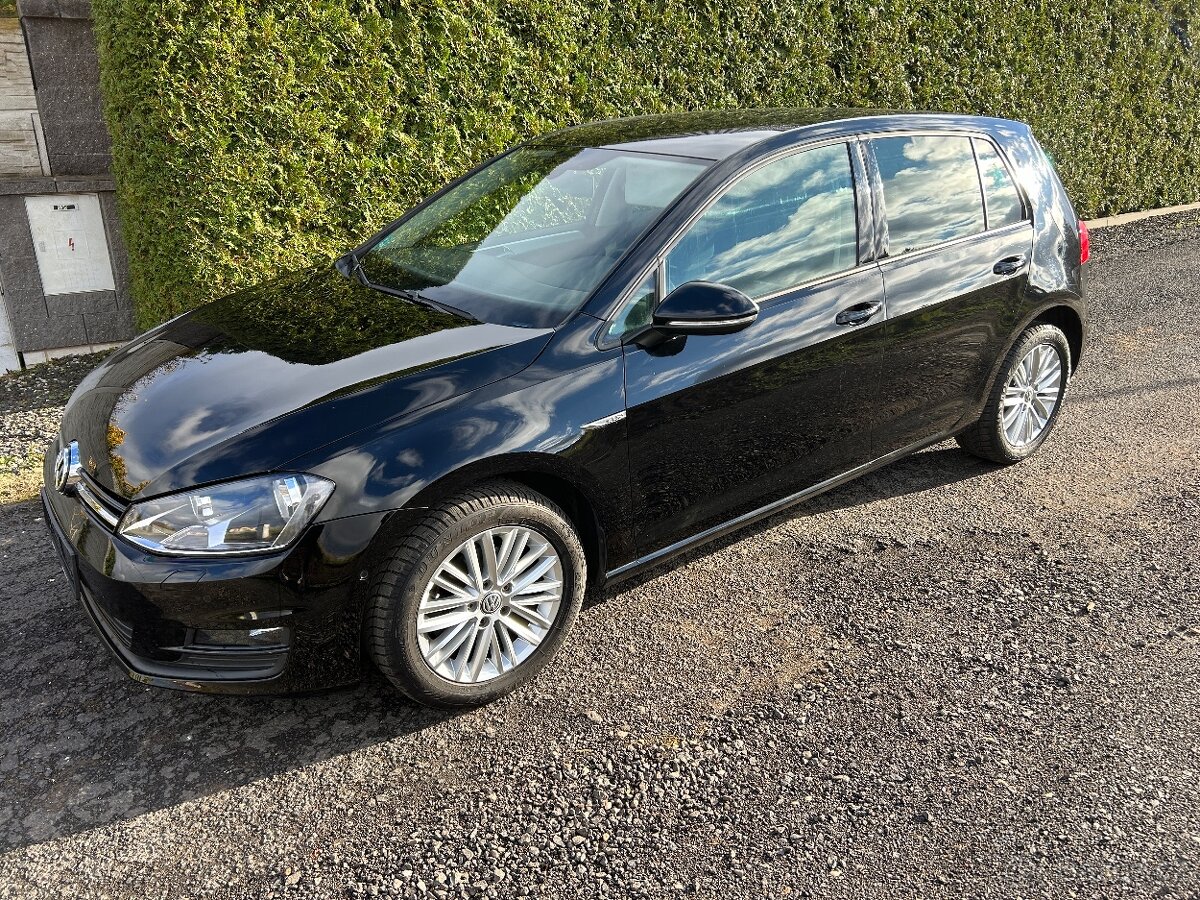 VW Golf VII ,7, 1.2TSI,77kw,112.KM,R.V.2015,5DVER, servo.cen