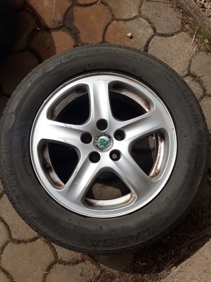 Alu kola Octavia 1 195/65 r15 letní