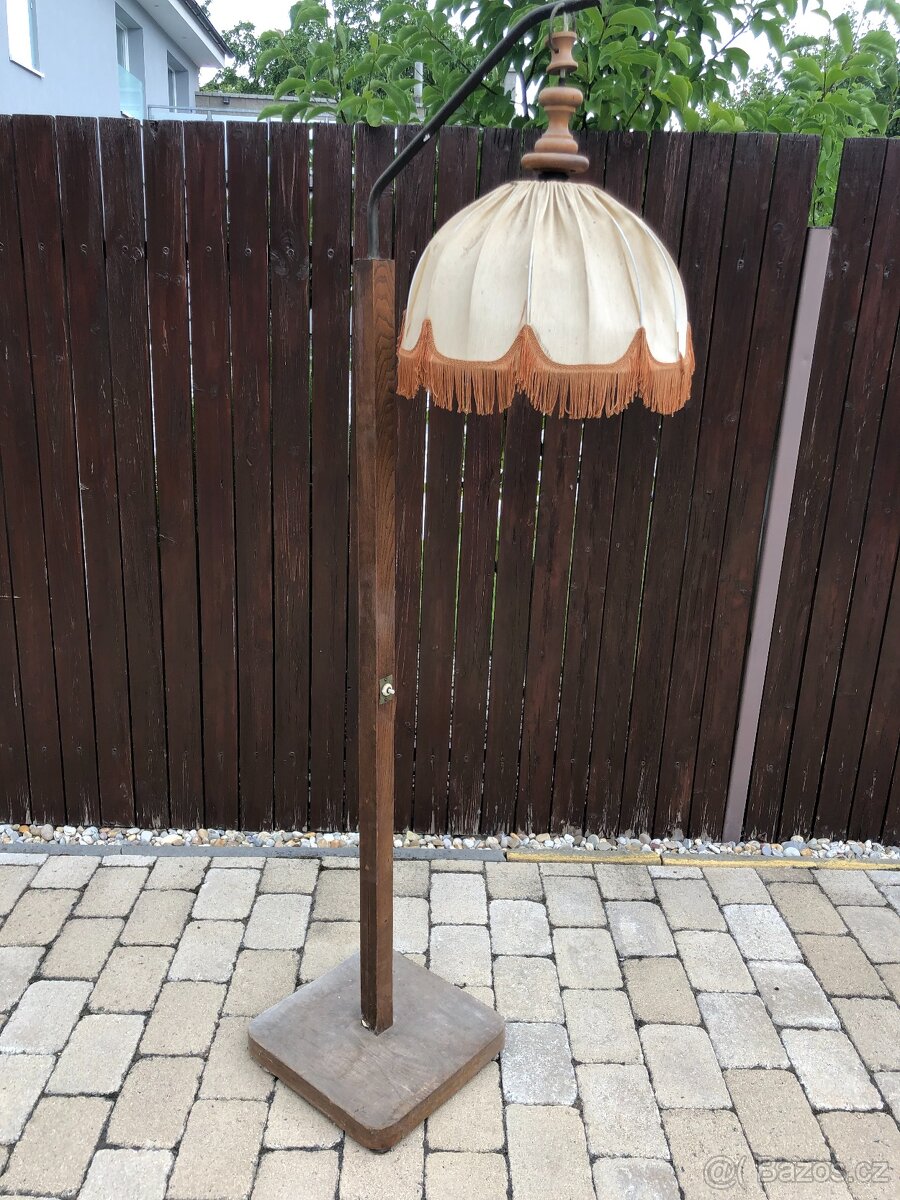 Starožitná lampa