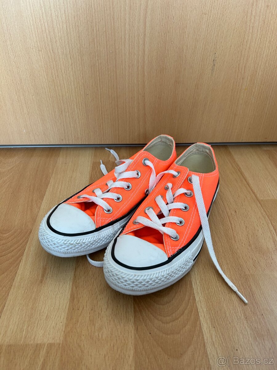 Nové Converse 36