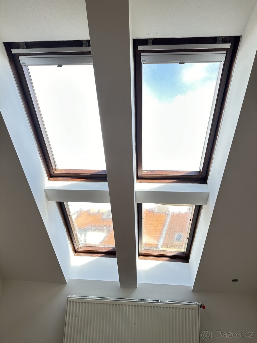 Střešní okno Velux - různé typy MK08 FK06 MK06 CK02