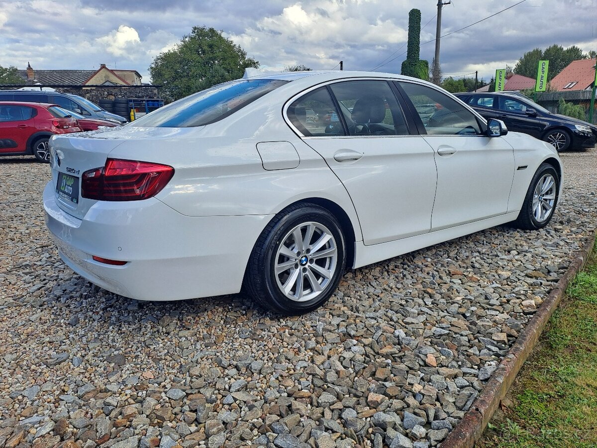 BMW Řada 5 520d 140kW x-Drive ČR