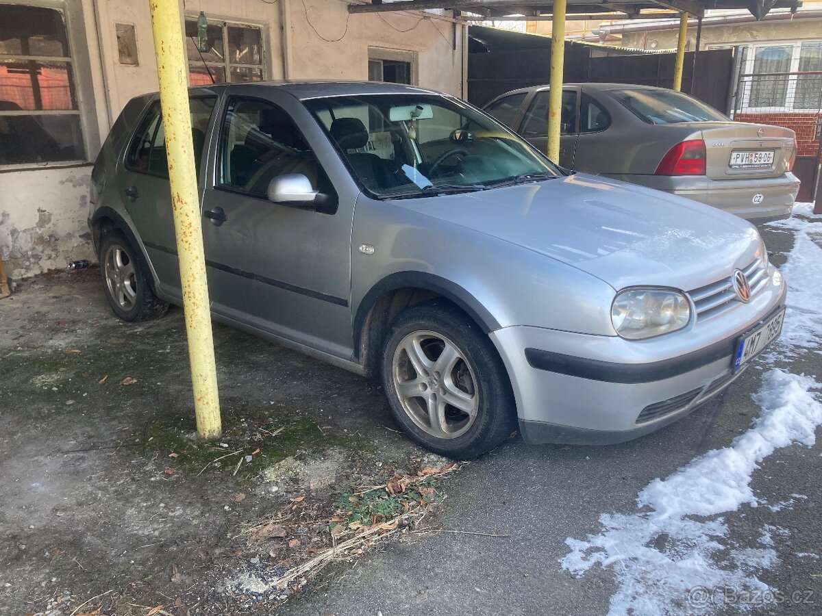 Vw golf IV 1.9tdi 96kw (celek nebo dily )