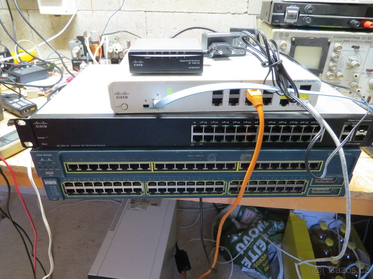 Switche, routery Cisco