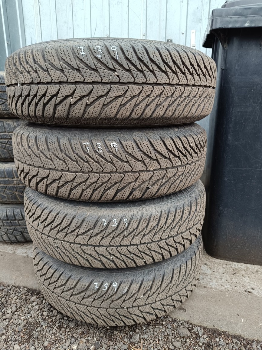 Pneu s disky Ford Focus 175/70/R14 zimní sada (kod739)