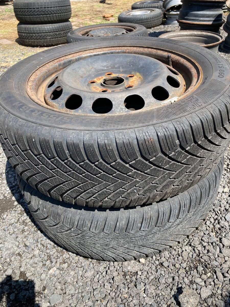 Č.67 Continental 205/55 R16 91H zimní 2ks