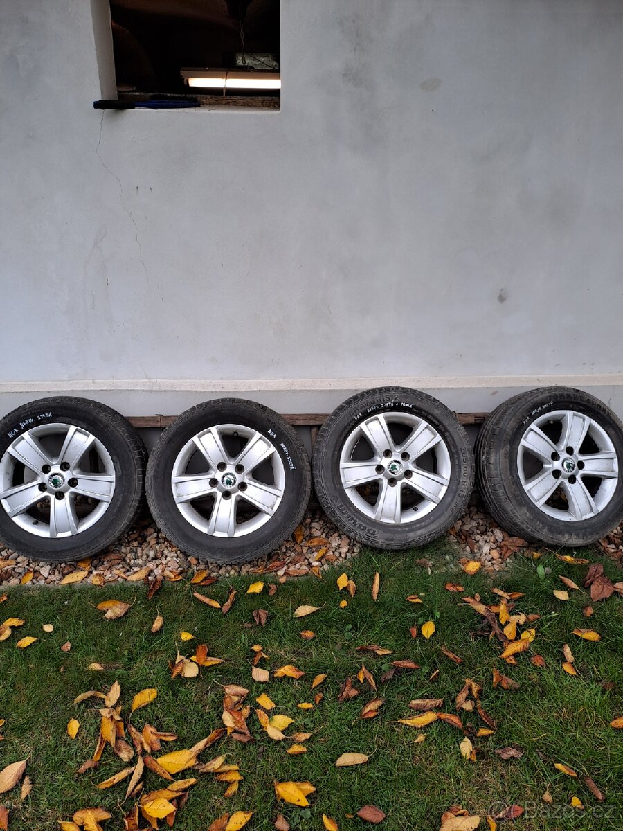 Prodám alu Škoda kola 5×112, 205/60 r15